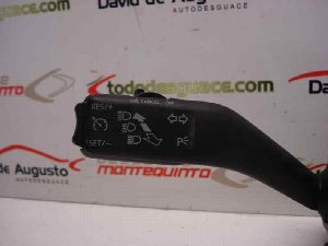 MANDO INTERMITENTES SKODA RAPID 2015