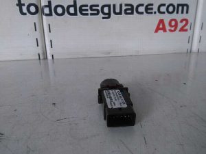 INTERRUPTOR WARNING SSANGYONG RODIUS 2010