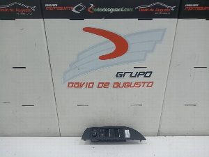 MANETA ELEVALUNAS DELANTERA IZQUIERDA TOYOTA