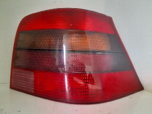 PILOTO TRASERO DERECHO VOLKSWAGEN GOLF IV BERLINA (1J1)
