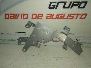 SOPORTE TOYOTA LAND CRUISER (J12) 2005