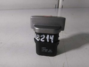INTERRUPTOR WARNING FORD FOCUS LIM. (CB8)
