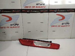 PILOTO TRASERO DERECHO FORD FOCUS BERLINA (CAP) 2007