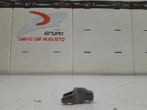 SOPORTE INYECTORES RENAULT PREMIUM DISTRIBUTION 2009