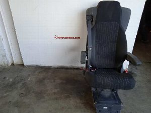 ASIENTO DELANTERO DERECHO MERCEDES-BENZ