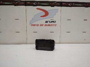 PANTALLA MULTIFUNCION MERCEDES-BENZ
