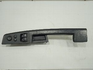 MANDO ELEVALUNAS DELANTERO IZQUIERDO IVECO