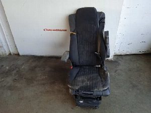 ASIENTO DELANTERO IZQUIERDO MERCEDES-BENZ