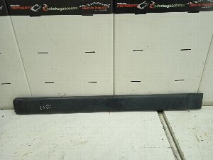 EMBELLECEDOR PUERTA DELANTERA DERECHA PEUGEOT