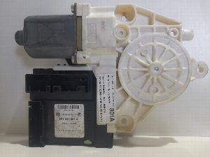 MOTOR ELEVALUNAS DELANTERO DERECHO AUDI A3 (8P) 2008
