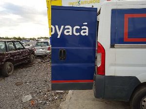 PUERTA TRASERA DERECHA FIAT