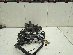 INSTALACION ELECTRICA MOTOR VOLVO V40 CROSS COUNTRY 2017