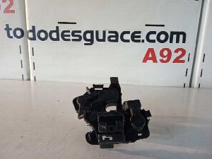 PORTALAMPARAS TRASERO IZQUIERDO PEUGEOT 206 BERLINA 2004