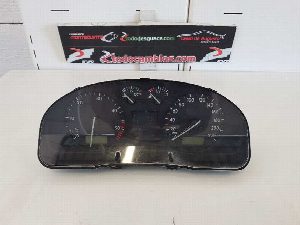 CUADRO INSTRUMENTOS VOLKSWAGEN PASSAT BERLINA (3A2) 1997