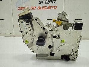CERRADURA PUERTA LATERAL DERECHA FORD