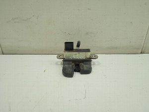 CERRADURA MALETERO / PORTON VOLKSWAGEN