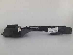 SOPORTE MANETA EXTERIOR DELANTERA DERECHA DACIA