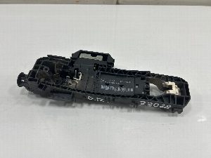 SOPORTE MANETA EXTERIOR DELANTERA DERECHA MERCEDES-BENZ