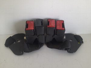 ANCLAJE CINTURONES TRASEROS RENAULT
