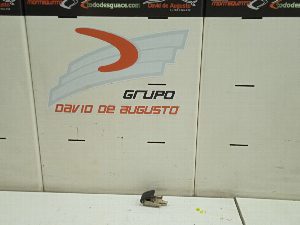 TIRADOR TOYOTA PRIUS (NHW30) 2012