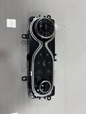 MANDO CLIMATIZADOR RENAULT CLIO IV 2018