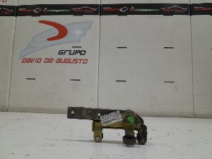 GUIA DE RODILLOS PUERTA CORREDERA MERCEDES-BENZ