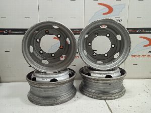 JUEGO LLANTAS RENAULT TK02 2015