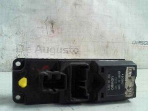 MANDO ELEVALUNAS DELANTERO IZQUIERDO MAZDA