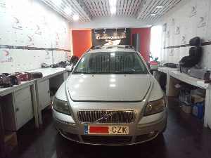 MOTOR COMPLETO VOLVO V50 FAMILIAR 2004