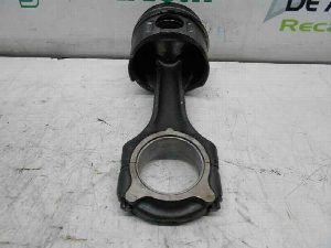 BIELA MERCEDES VITO (W639) BASIC, COMBI 2005