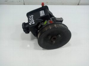 BOMBA DIRECCION MERCEDES-BENZ