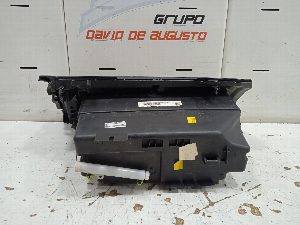 GUANTERA VOLVO XC60 2015