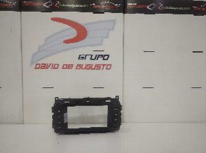 CARCASA PANTALLA MULTIFUNCION TOYOTA LAND CRUISER (J15)