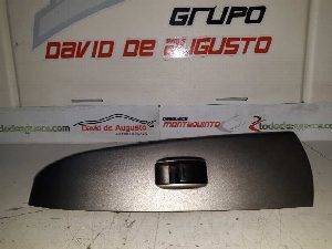 MANDO ELEVALUNAS TRASERO IZQUIERDO TOYOTA PRIUS (NHW20)