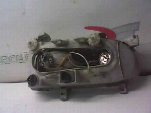 Faro Izquierdo VOLKSWAGEN GOLF IV BERLINA (1J1) 1997