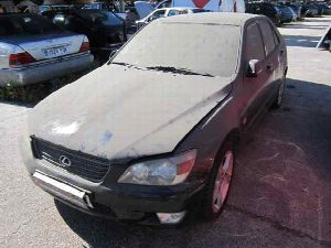 PUERTA TRASERA DERECHA TOYOTA LEXUS IS 200 (GXE10) 2001