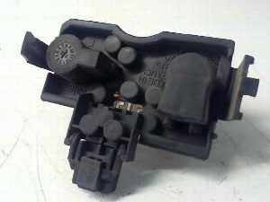 PORTALAMPARAS TRASERO IZQUIERDO NISSAN