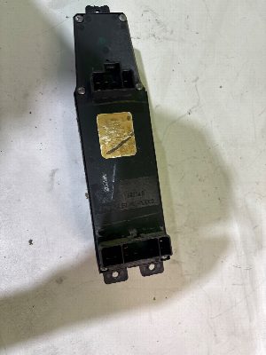 MANDO ELEVALUNAS DELANTERO IZQUIERDO JEEP CHEROKEE (XJ)