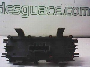 INTERRUPTOR WARNING RENAULT MEGANE II BERLINA 5P 2002