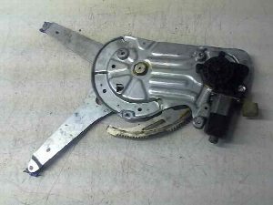 ELEVALUNAS DELANTERO IZQUIERDO VOLVO S60 BERLINA 2005