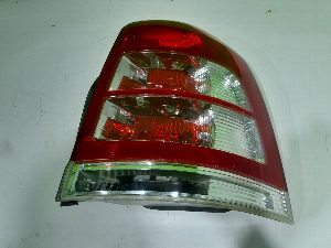 PILOTO TRASERO DERECHO OPEL ZAFIRA B 2008