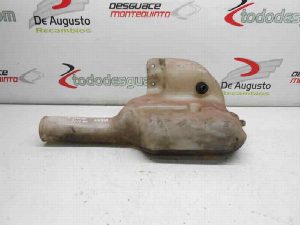 DEPOSITO LIMPIAPARABRISAS MERCEDES