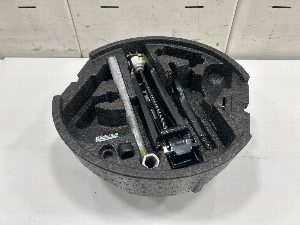 KIT HERRAMIENTAS SKODA OCTAVIA BERLINA (1Z3) 2010