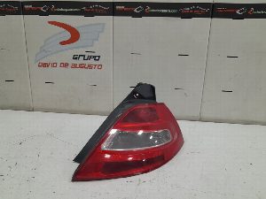 PILOTO TRASERO DERECHO RENAULT MEGANE II BERLINA 5P 2006