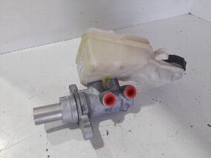 BOMBA FRENO FORD FOCUS LIM. (CB8) 2011