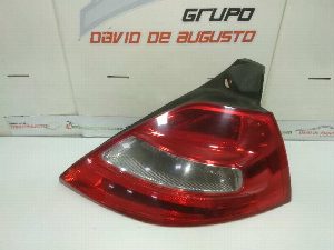 PILOTO TRASERO DERECHO RENAULT MEGANE II BERLINA 5P 2006
