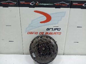 KIT EMBRAGUE TOYOTA AVENSIS CROSS SPORT (T27) 2013