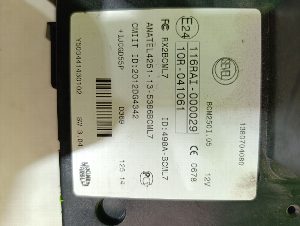 CAJA RELES / FUSIBLES FIAT