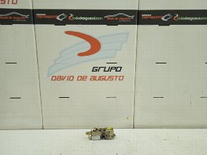 CERRADURA PUERTA DELANTERA DERECHA MERCEDES-BENZ
