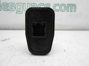 MANDO ELEVALUNAS DELANTERO IZQUIERDO FIAT CROMA (194)